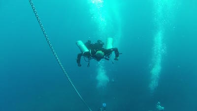 Chill dive descending